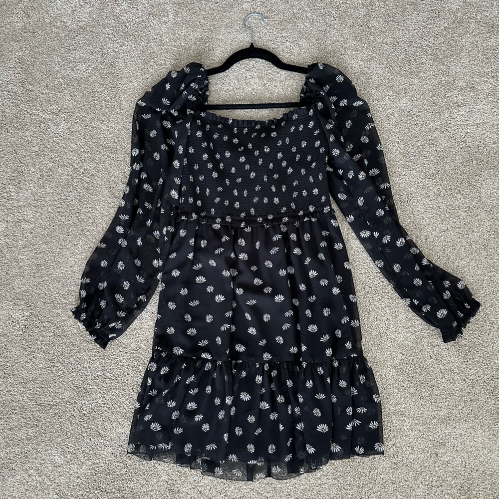 Wilfred Tempest Mini Dress w/ Daisy Pattern